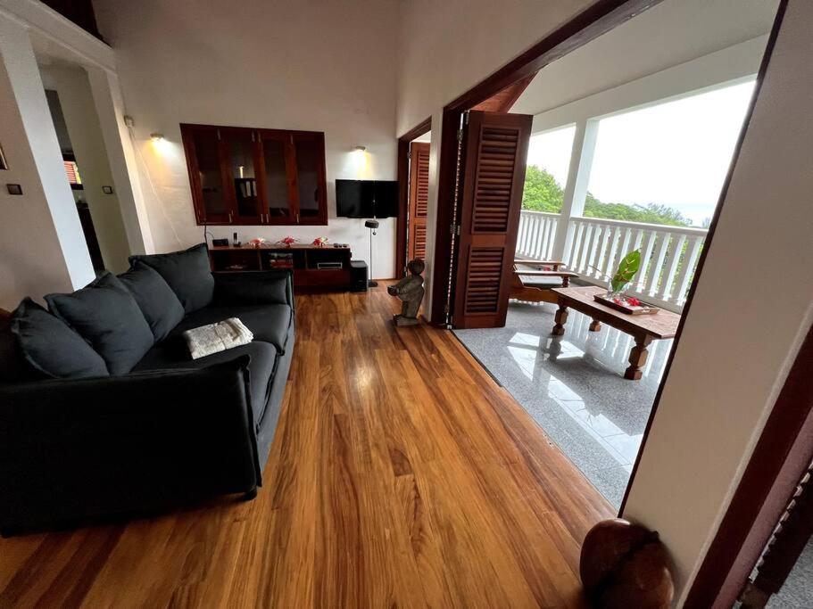 Hilltop South - Villa Bougainville Такамака Экстерьер фото